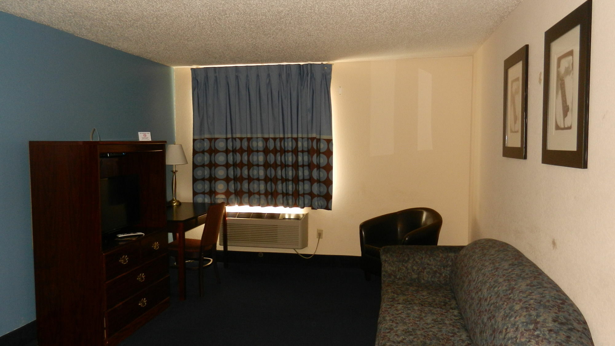 Hotel Super 8 By Wyndham 2*
