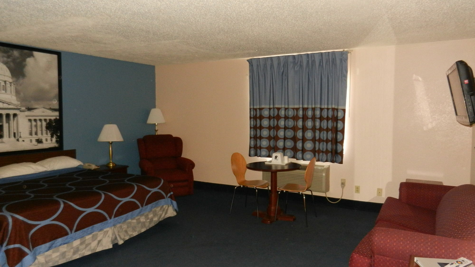 Hotel Super 8 By Wyndham Potosi