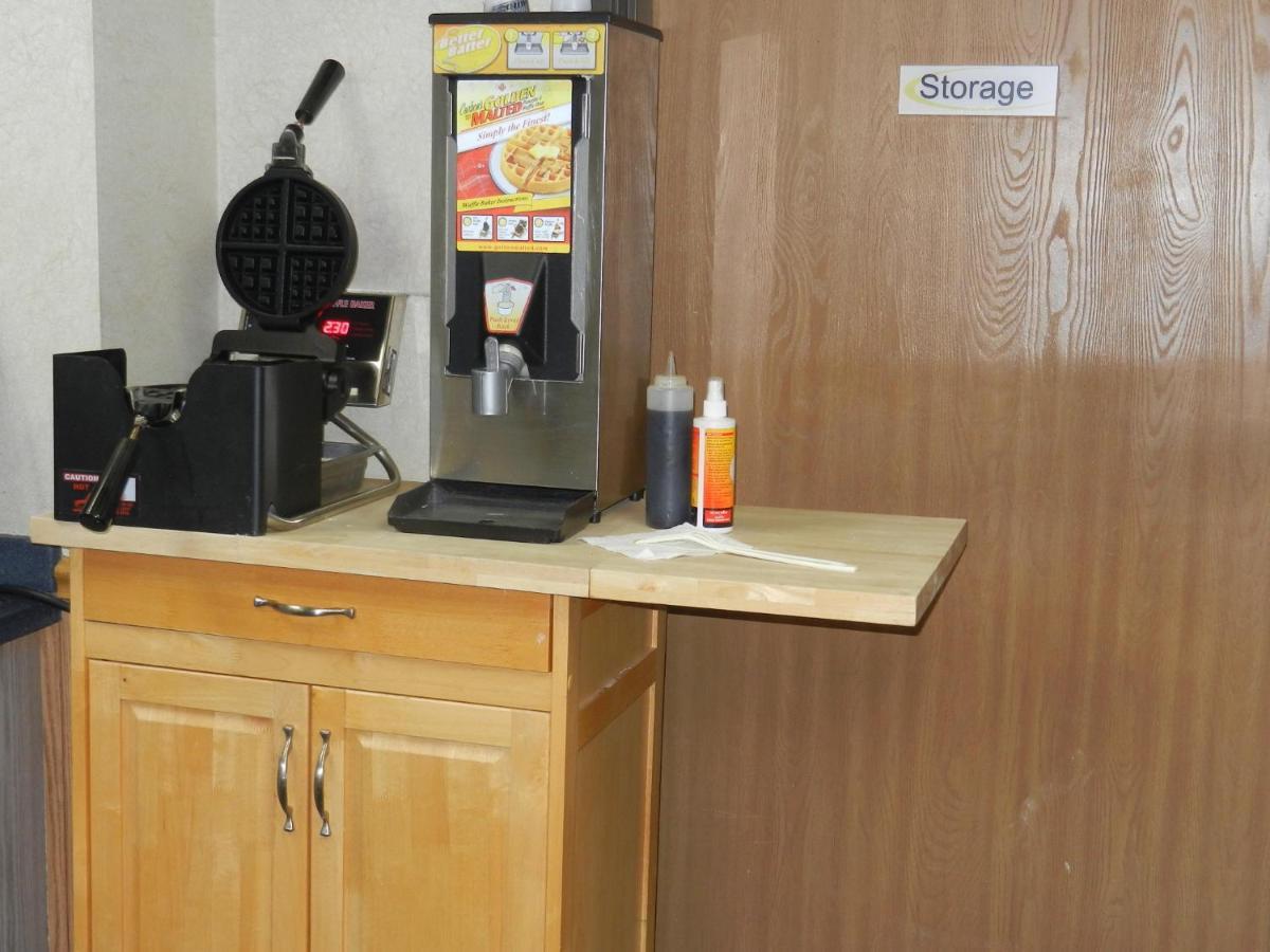 Super 8 By Wyndham Hotel Potosi