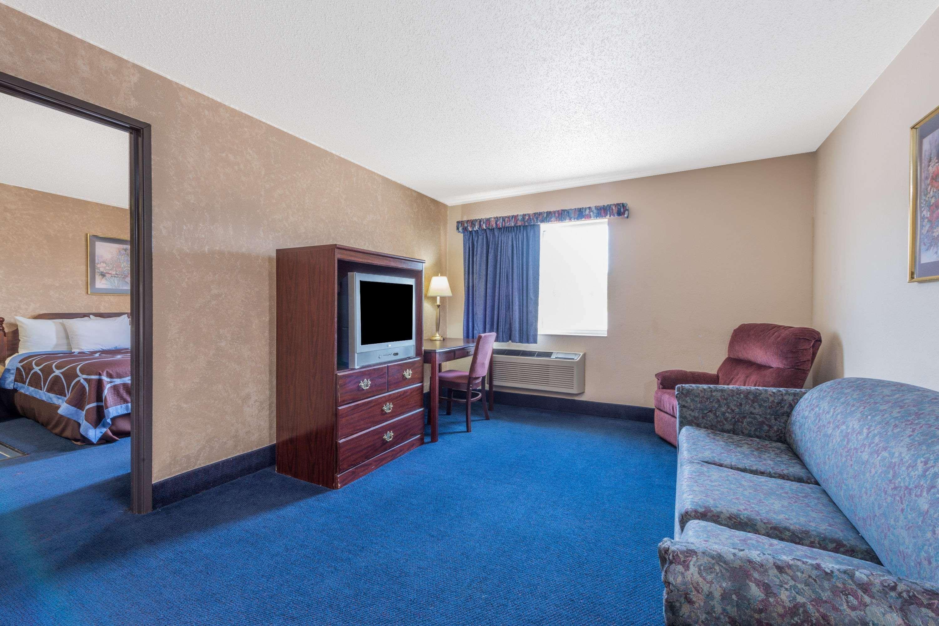 Super 8 By Wyndham 2*