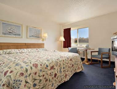 Super 8 By Wyndham 2*